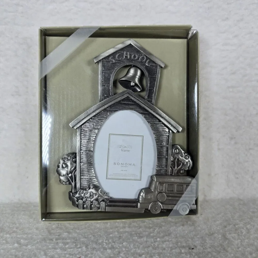 Sonoma Pewter School House 2.5x3.5 Picture Frame Perfect For A Teacher Brand New